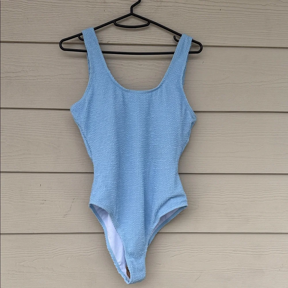 NWOT One Piece Solid Ribbed Monokini Scop Neck Low Back Swimsuit Bathing Suit - Picture 2 of 5